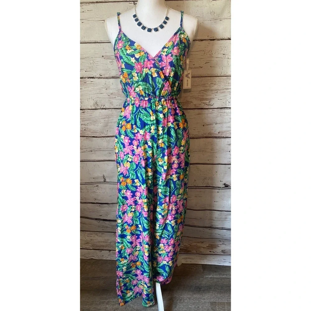NWT GO COCO Small Hawaii Floral Vneck Jumpsuit - Picture 1 of 13